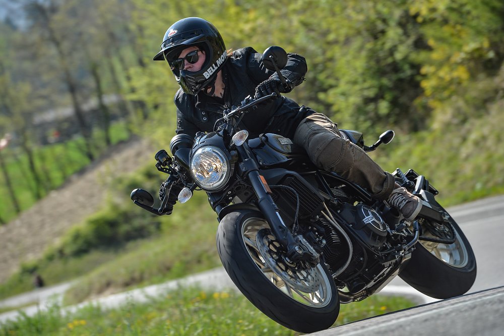 РњРѕС‚РѕС€Р»РµРј Ducati Scrambler