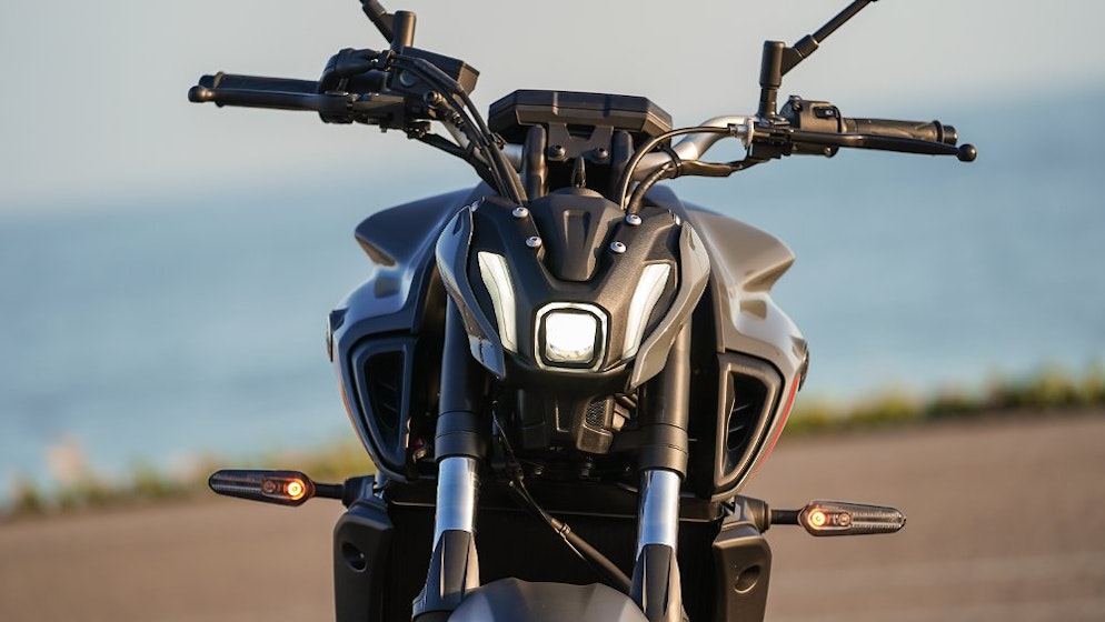 udtrykkeligt omfattende bar 2021 Yamaha MT-07 first ride review - RevZilla
