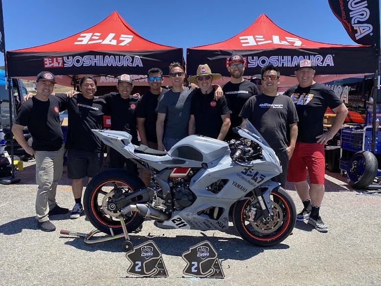 Yoshimura R&D team with the R7 at the CRA races at Laguna Seca. 